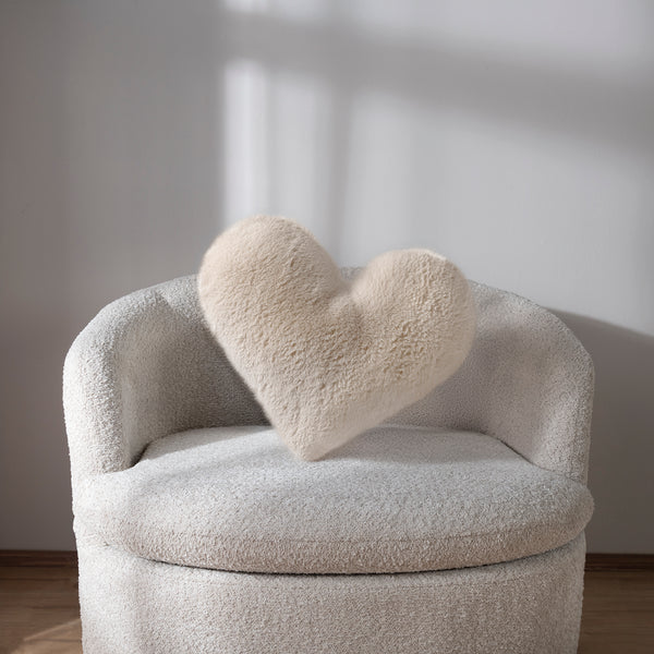 Everest Heart Ivory Cushion UNIT