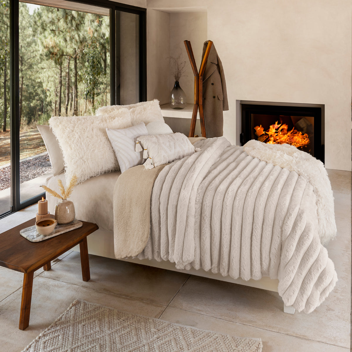 Everest Ivory Blanket
