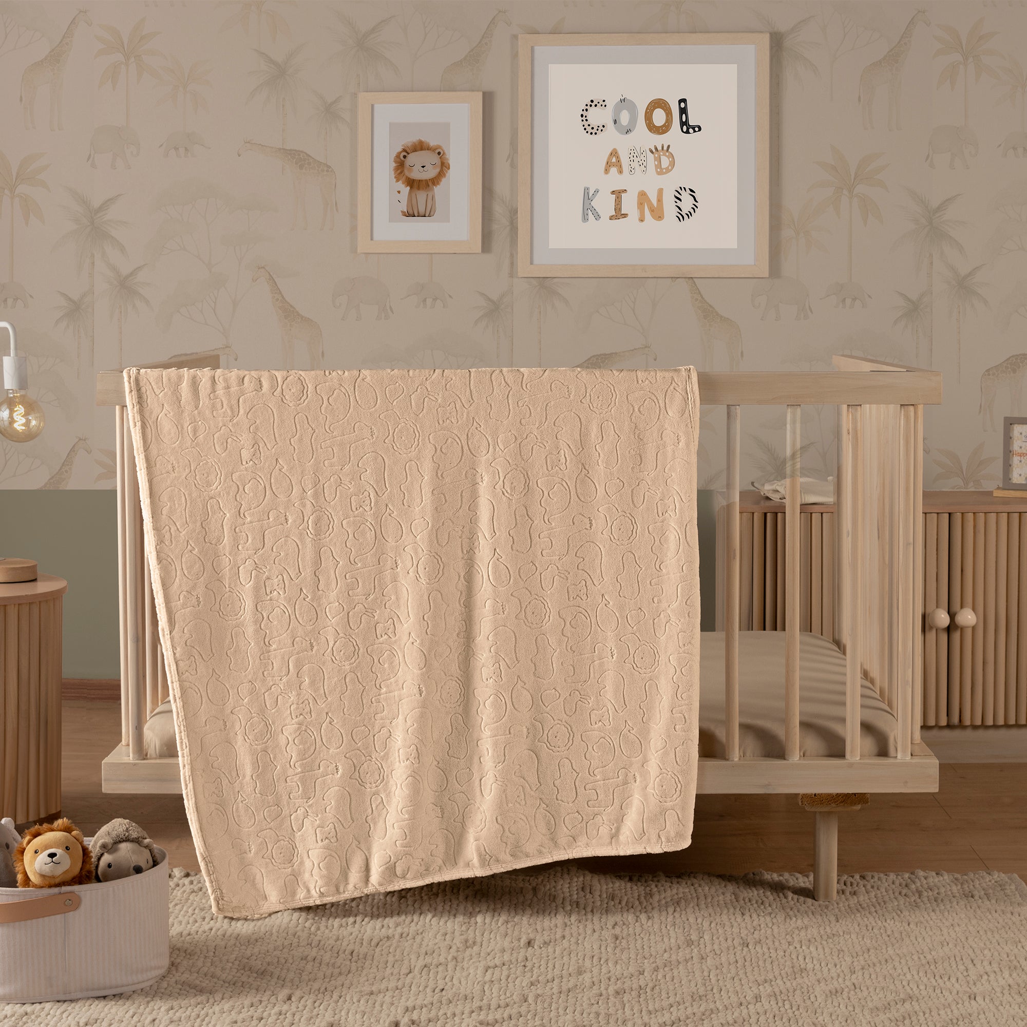 Vianney Zoo Lightweight Baby Blanket